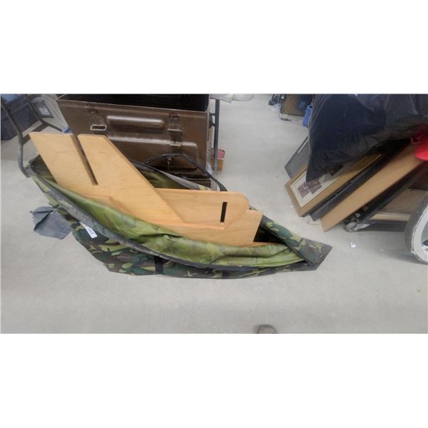 Wooden Portable Chair or Shooting Stand with Camouflage Carrying Bag