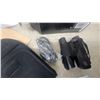 Image 3 : Tasco Snap Shot 10 x 25mm Binocular Digital Camera Model 1025S with Case and More