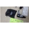 Image 2 : Bushnell Bore Sighter with Pouch, Barrel-Lite Bore Light, Trigger Locks