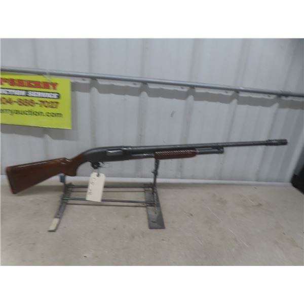 Winchester 12- 12 Ga. 2 3/4", Pump Action, 28" Barrel Length, Serial No. 1553714. *A valid PAL is