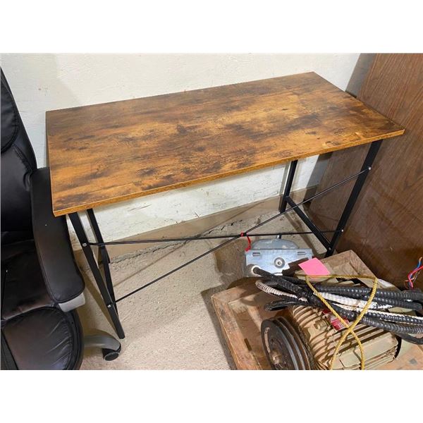 TABLE WITH METAL LEGS - 19 X 39.25 INCH