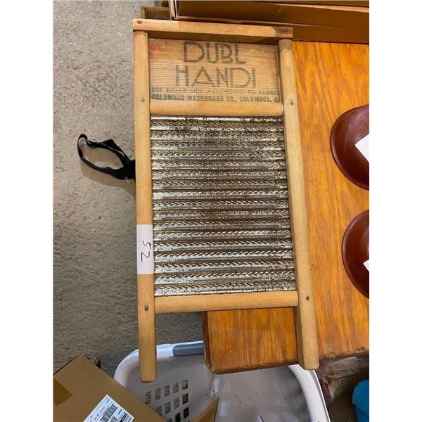 SMALL WASH BOARD