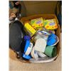 Image 1 : BOX LOT