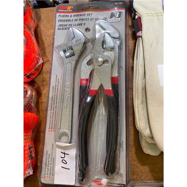 PLIERS AND WRENCH SET