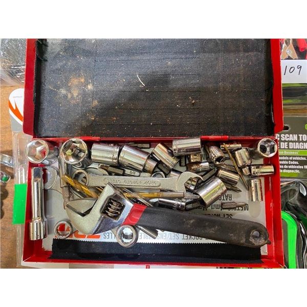 SMALL BOX OF SOCKETS