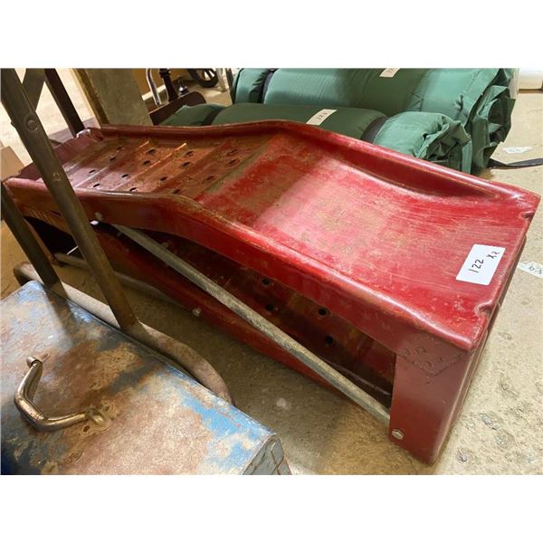 SET OF CAR RAMPS