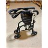 Image 1 : USED WALKER