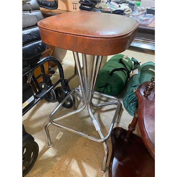 STOOL