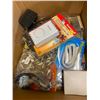 Image 1 : BOX LOT