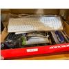 Image 1 : BOX LOT