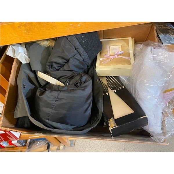BOX LOT