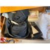 Image 1 : BOX LOT