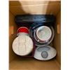 Image 1 : BOX LOT
