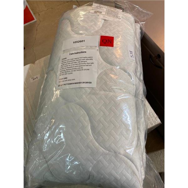 QUEEN SIZE MATTRESS COVER