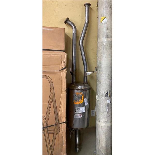 TOYOTA EXHAUST PIPE ASSEMBLY