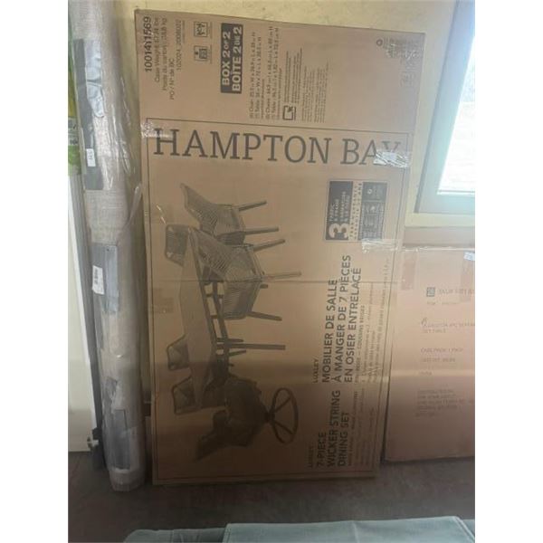 HAMPTON BAY OUTDOOR PATIO TABLE