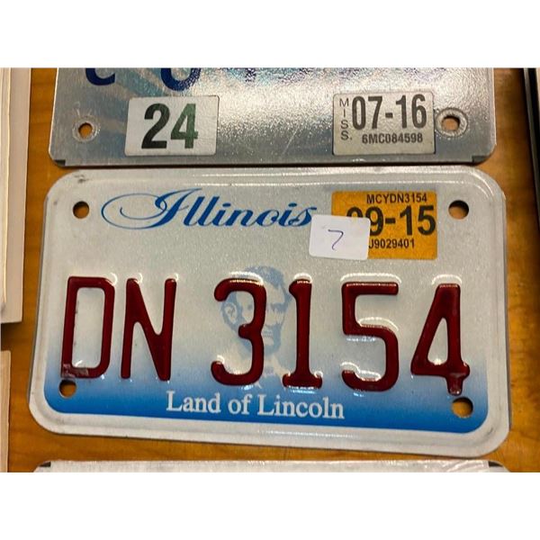 ILLONOIS MOTORCYCLE LICENSE PLATE