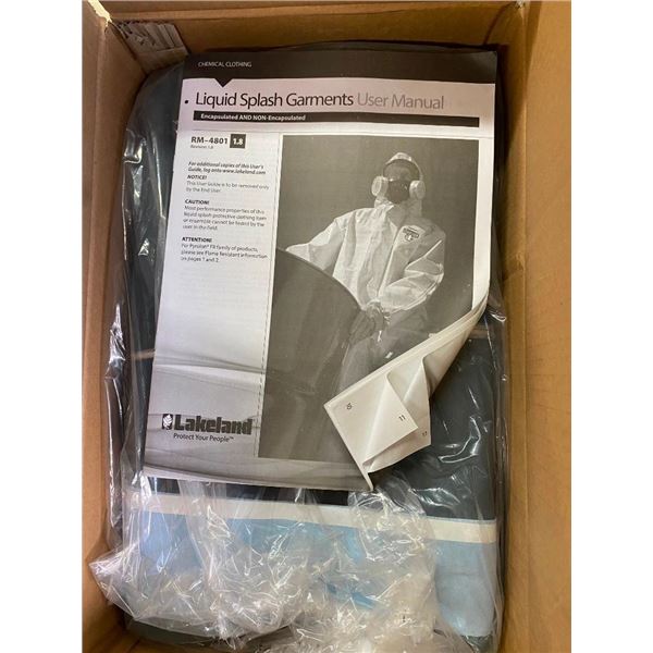 BOX OF SIZE 4X SPLASH GARMENTS