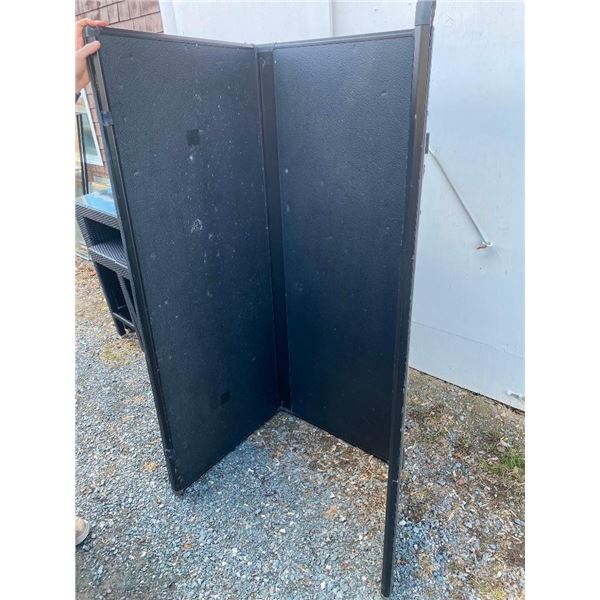 79 X 67 INCH HARD TONNEAU COVER