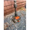 Image 2 : HUQVARNA GAS-POWERED POLE SAW