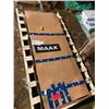 Image 1 : MAXX PIVOT SHOWER DOOR
