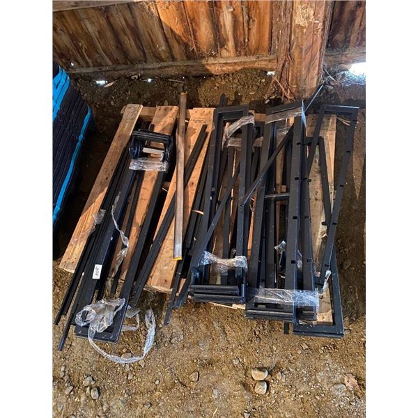 ASSORTED STEEL PIECES
