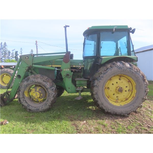 John Deere 2950 w/ 260 Self-Leveling Loader, 540 PTO, Quad Shift, Bale Forks and Bucket