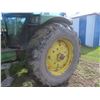 Image 6 : John Deere 2950 w/ 260 Self-Leveling Loader, 540 PTO, Quad Shift, Bale Forks and Bucket