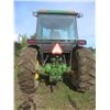 Image 8 : John Deere 2950 w/ 260 Self-Leveling Loader, 540 PTO, Quad Shift, Bale Forks and Bucket