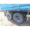 Image 15 : 1983 Ford 800 Grain Truck, 429 Gas, 5-Spd x2, Tandem, 20 Ft Loadline Box, Roll Top Tarp