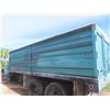 Image 8 : 1983 Ford 800 Grain Truck, 429 Gas, 5-Spd x2, Tandem, 20 Ft Loadline Box, Roll Top Tarp