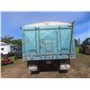 Image 9 : 1983 Ford 800 Grain Truck, 429 Gas, 5-Spd x2, Tandem, 20 Ft Loadline Box, Roll Top Tarp