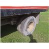 Image 4 : 1979 Ford F700, 370 Gas, 5-Spd Std, Single Axle Dually, 16 Ft Box w/ Roll Top Tarp
