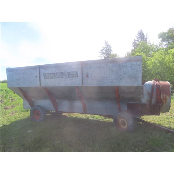 Crop Gard Super 40 Farm Batch Dryer, 300 Bushel, on 4-Wheel Wagon, w/ Aerator, PTO