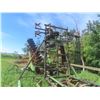 Image 7 : John Deere 1010 Cultivator, 36 Ft, w/ Tine Harrows and 3 Row Mulchers
