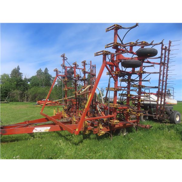 Bourgault Commander 34-38 Air Seeder, 7" Spacing, Model 138, 2-Tank, Kohler Gas Engine