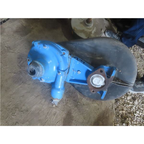 Hydraulic Pump off a Versatile 1000