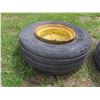 Image 4 : 2 Implement Tires: 11L-15 No Rim, 11L-14.5L w/ Rim