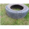 Image 2 : Tire, 225/60 R16