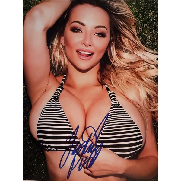 Lindsey Pelas signed photo