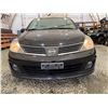 Image 5 : PARKSVILLE - 2008 NISSAN VERSA BLACK 124119 TMU- P404108