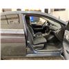 Image 36 : PARKSVILLE - 2015 NISSAN SENTRA GREY 214601 KMS - B637006