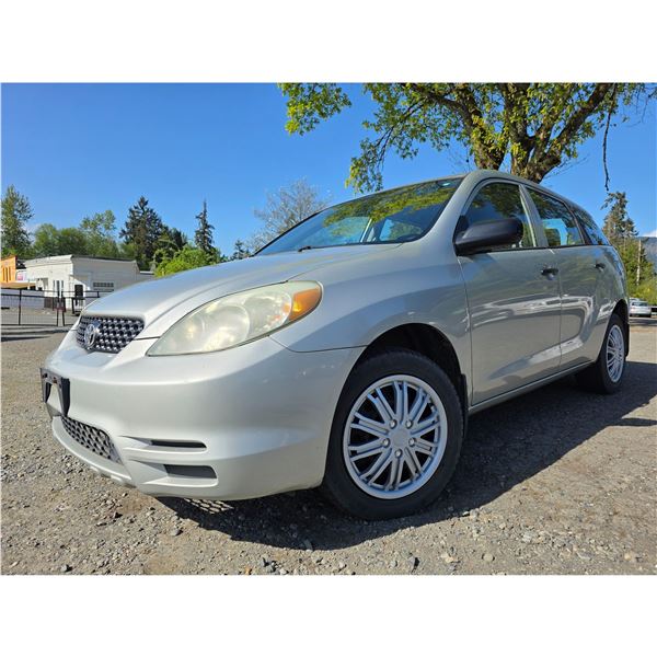 DUNCAN - 2004 TOYOTA COROLLA MATRIX SILVER 299999 KMS - J823910