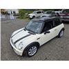 Image 4 : DUNCAN - 2006 MINI COOPER WHITE  195936KMS - JK71048