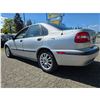 Image 20 : DUNCAN - 2001 VOLVO S40 SILVER  188262 KMS - D660700