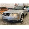 Image 2 : PARKSVILLE - 2005 VOLKSWAGEN PASSAT GREY 289626 KMS - D165778