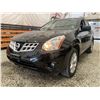 Image 2 : PARKSVILLE - 2012 NISSAN ROGUE BLACK 250683 KMS - D383398