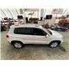Image 13 : PARKSVILLE - 2016 VOLKSWAGEN TIGUAN  WHITE 169795 KMS - D577447