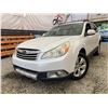Image 1 : PARKSVILLE - 2010 SUBARU OUTBACK WHITE 301816 KMS - D355876