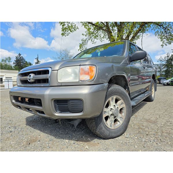 DUNCAN - 2003 NISSAN PATHFINDER GREY  269992 KMS - D803535